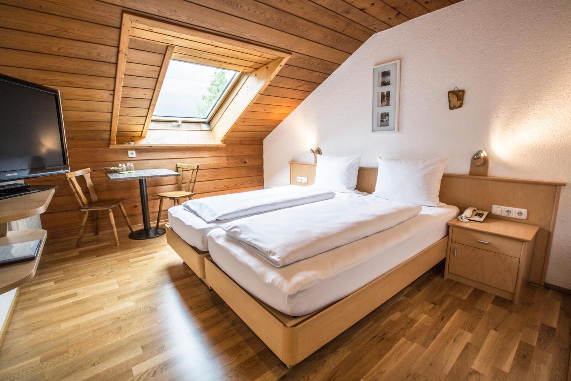 Gaestehaus-Pension Barbara Andelsbuch Rum bild